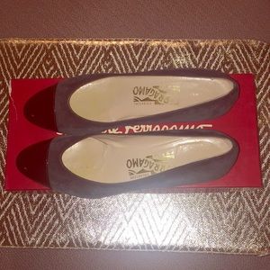 Vintage Ferragamo low wedges